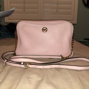 Pale pink Michael Kors crossbody